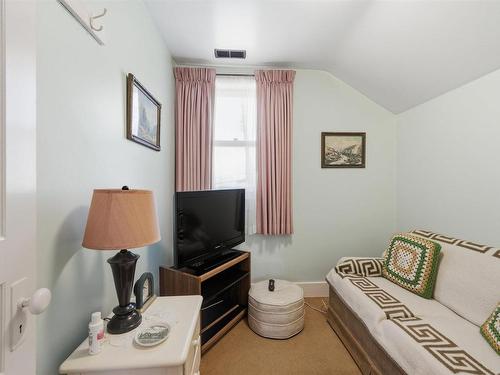 3360 Albert Street, Halifax, NS - Indoor
