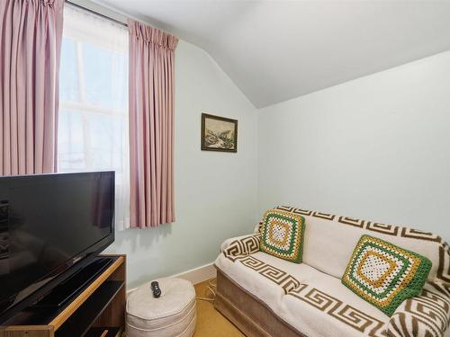 3360 Albert Street, Halifax, NS - Indoor