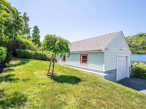 3360 Albert Street, Halifax, NS - Outdoor