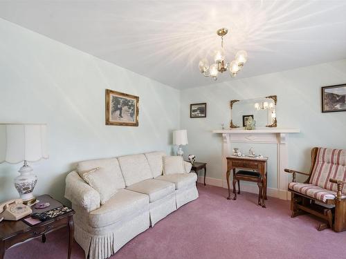 3360 Albert Street, Halifax, NS - Indoor Photo Showing Living Room