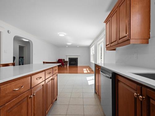 31 Transom Drive, Halifax, NS - Indoor Photo Showing Kitchen