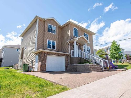 31 Transom Drive, Halifax, NS - Outdoor With Facade