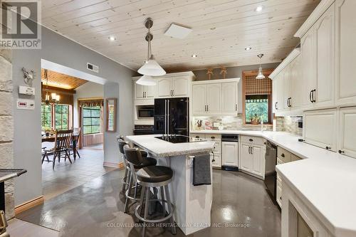 1276 9Th Line, Beckwith, ON - Indoor Photo Showing Kitchen With Upgraded Kitchen