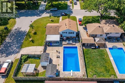 5122 Colbourne Drive, Windsor, ON - Outdoor With In Ground Pool With View