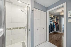 Master Bathroom - 