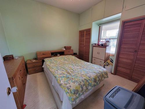 120 Third St, Rainy River, ON - Indoor Photo Showing Bedroom