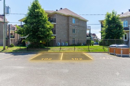 Stationnement - 1  - 102 92E Avenue E., Blainville, QC - Outdoor