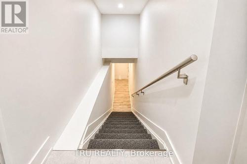 B - 120 GLYNN AVENUE , Ottawa, Ontario K1K 1S8 3