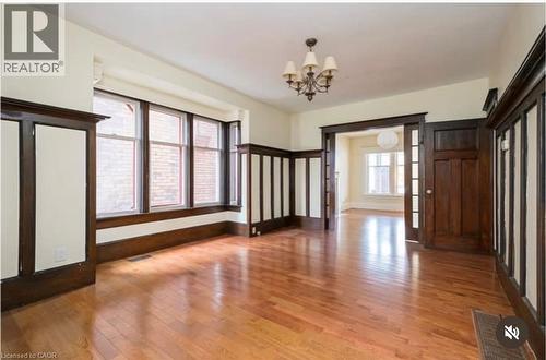 31 St. Clair Avenue, Hamilton, ON 