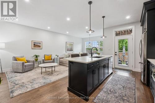 169 Morris Street, Guelph (St. Patrick'S Ward), ON - Indoor Photo Showing Kitchen With Upgraded Kitchen
