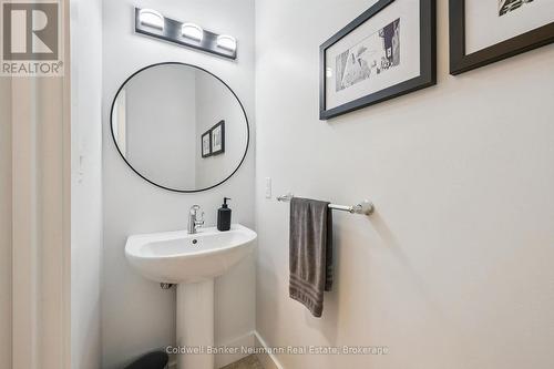 169 Morris Street, Guelph (St. Patrick'S Ward), ON - Indoor Photo Showing Bathroom