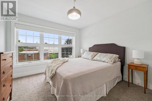 169 Morris Street, Guelph (St. Patrick'S Ward), ON - Indoor Photo Showing Bedroom
