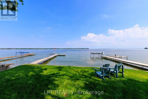 122 BLUE HERON DRIVE  Georgina, ON L0E 1N0
