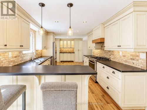 2391 Seadon Road, Springwater, ON - Indoor Photo Showing Kitchen With Upgraded Kitchen