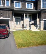933 AMAND DRIVE Kitchener, ON N2E 3Y2