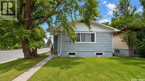 1924 22Nd Street W, Saskatoon, SK - Outdoor