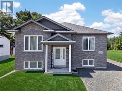 4225 Frost Avenue  Hanmer, ON P3P 1E3