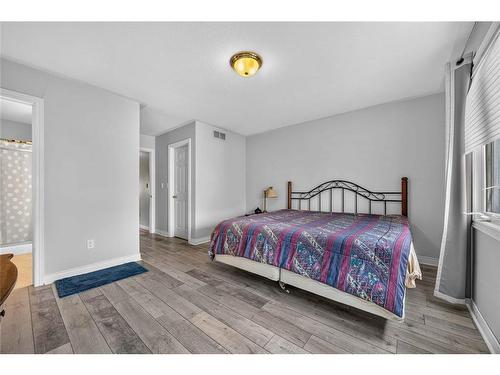 359-5700 Blackwell Sideroad, Sarnia, ON - Indoor Photo Showing Bedroom