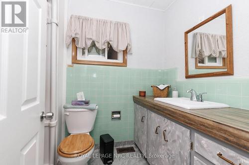 Washroom - 294 Davis Street, Port Colborne (Killaly East), ON - Indoor Photo Showing Bathroom