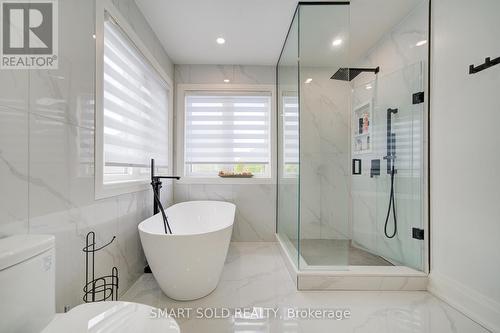 122 Mistysugar Trail, Vaughan, ON - Indoor Photo Showing Bathroom