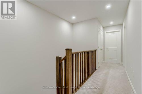 93 Sonoma Valley Crescent, Hamilton, ON - Indoor Photo Showing Other Room