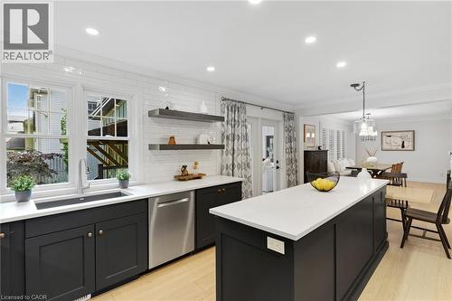 203 Forsyth Drive, Waterloo, ON - Indoor Photo Showing Kitchen