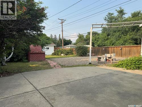 100 105Th Street W, Saskatoon, SK - Outdoor