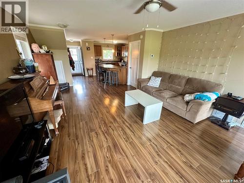 412 110 Shillington Crescent, Saskatoon, SK - Indoor Photo Showing Living Room