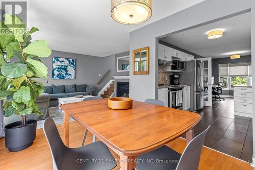 596 Deancourt Crescent, Ottawa, ON - Indoor Photo Showing Dining Room