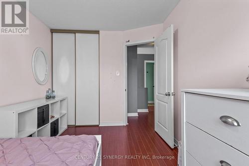 596 Deancourt Crescent, Ottawa, ON - Indoor Photo Showing Bedroom