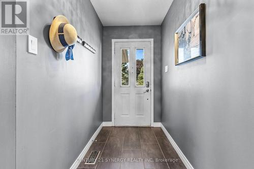 596 Deancourt Crescent, Ottawa, ON - Indoor Photo Showing Other Room