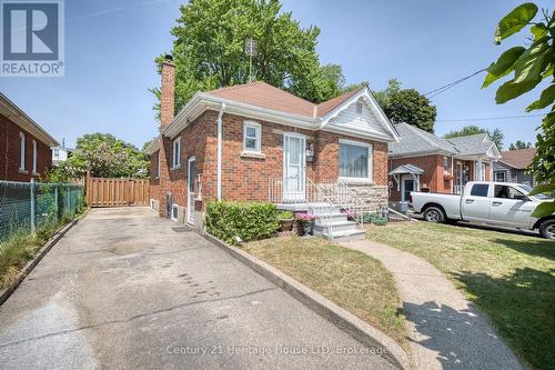 6477 BARKER STREET  Niagara Falls (Dorchester), ON L2G 1Y6
