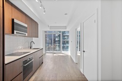 1205-127 Broadway Avenue  Toronto, ON M4P 1V4