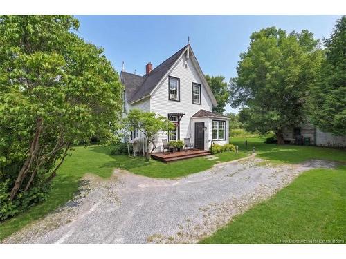 62 Dutch Point Rd, Hampton, NB 