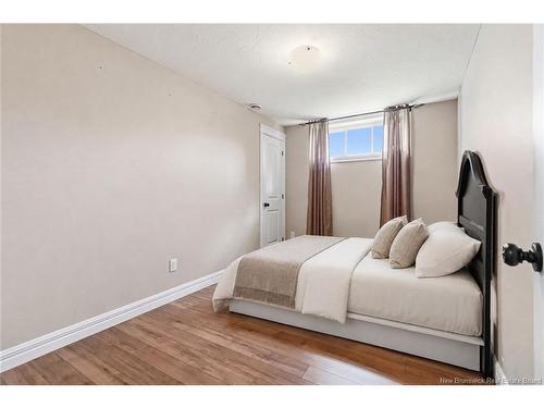 49 Jasmine Cres, Moncton, NB 