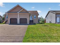 93 Jeannette Dieppe, NB E1A 0K3