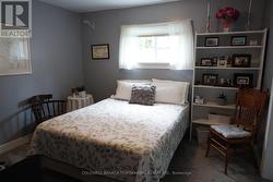 Primary Bedroom - 