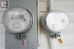 2 Hydro Meters - 