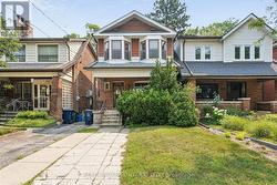 401 WILLARD AVENUE  Toronto, ON M6S 3R4