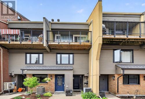 22 - 290 CATHCART STREET  Ottawa, ON K1N 5C4