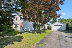 190 WINEWOOD AVENUE W Gravenhurst (Muskoka (S)), ON P1P 1E6