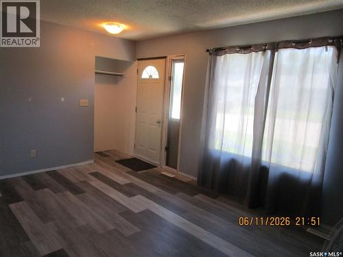 504 4Th Avenue W, Assiniboia, SK - Indoor Photo Showing Other Room