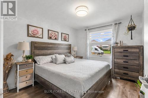 42 Dunwich Drive, St. Thomas, ON - Indoor Photo Showing Bedroom