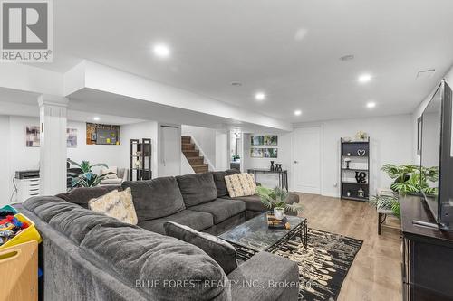 42 Dunwich Drive, St. Thomas, ON - Indoor Photo Showing Living Room