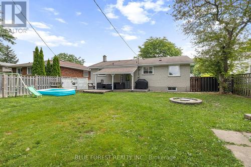 42 Dunwich Drive, St. Thomas, ON - Outdoor