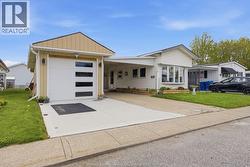 4 MALDEN HILL Amherstburg, ON N9V 3E1