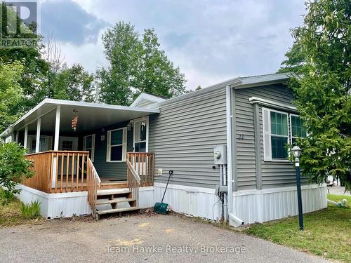 97 GEORGIAN GLEN DRIVE  Wasaga Beach, ON L9Z 1K8