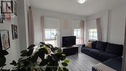 3 - 65 HOLLAND STREET W Bradford West Gwillimbury, ON L9S 0C1