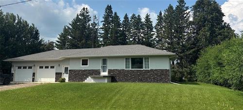 302 Murray Avenue, Glenboro, MB - Outdoor