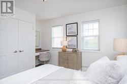 includes and built in desk space - 